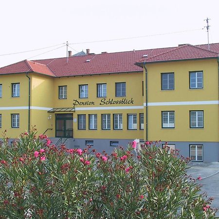 Pension Schlossblick Nebersdorf Экстерьер фото
